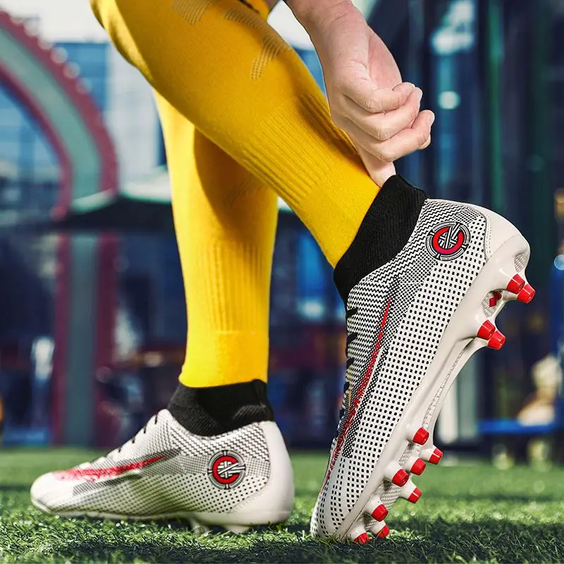 

Luxury Quality Gents Football Shoes Adi Transpirables Gents Shoes Design Jogger Football Boots Messi