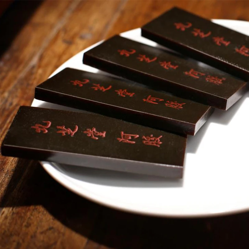 
JIUZHITANG E Jiao Chinese Medicine Colla Corii Asini Deluxe Ass Glue Pure Donkey Skin Glue Donkey-Hide Glue 