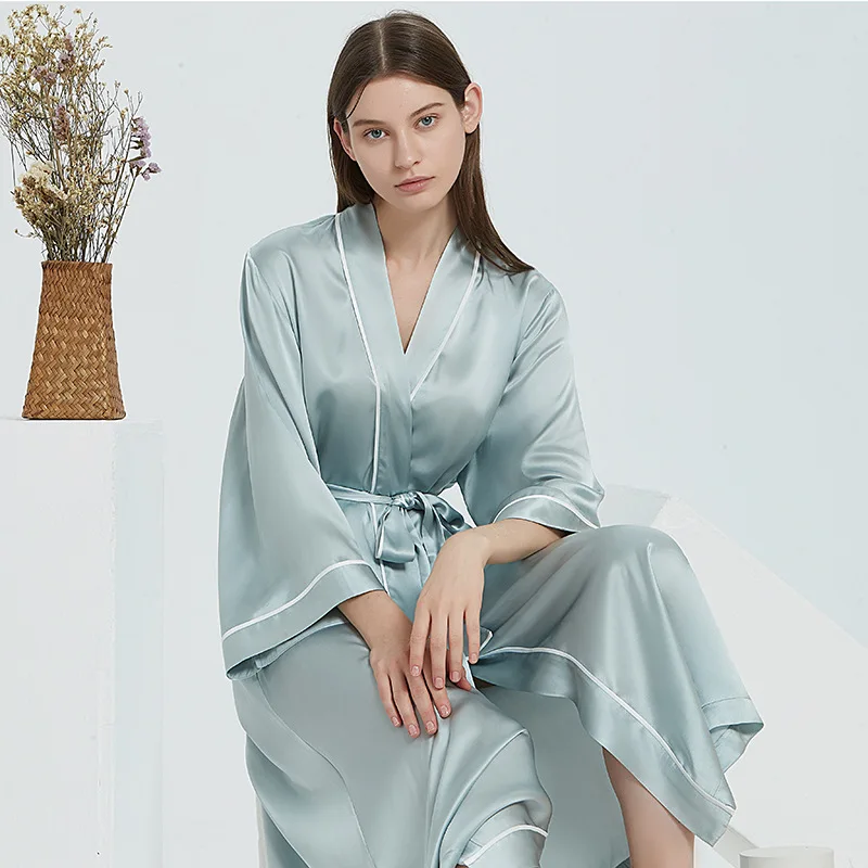

16 MM Mint Green 100% mulberrysilk nightrobe/Sleepwear
