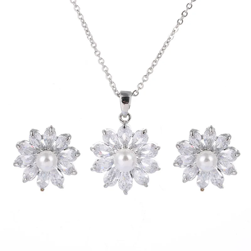 

2021 New Arrival Clear Crystal Cubic Zircon Flower Pendant Necklace Stud Earrings Pearl Cz Daisy Jewelry Set for Women