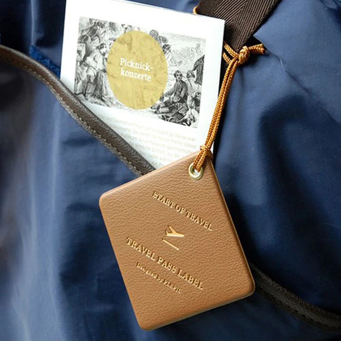 

Custom Debossed Luggage Tag Personalized Square PU Tags for Wholesale, Customized