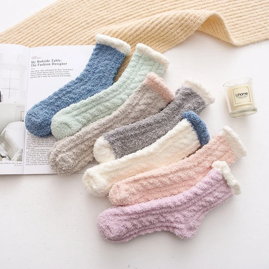 

Wholesale Autumn and Winter Female Tube Socks Thick Warm Sleeping Floor Sleep Socks of Plush Coral Fleece Socks