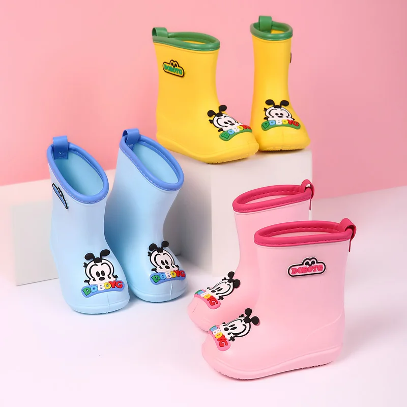 

Children's rain boots boys fashion non-slip rain boots female baby rubber shoes children's princess rain boots