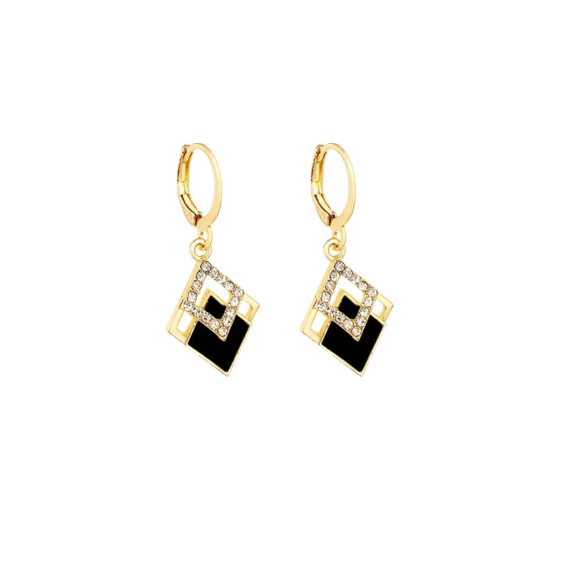 

2023 Wholesale Fashion Gold Plated 925 Silver Needle Inlaid Diamond Geometric Earrings Jewelry For Women