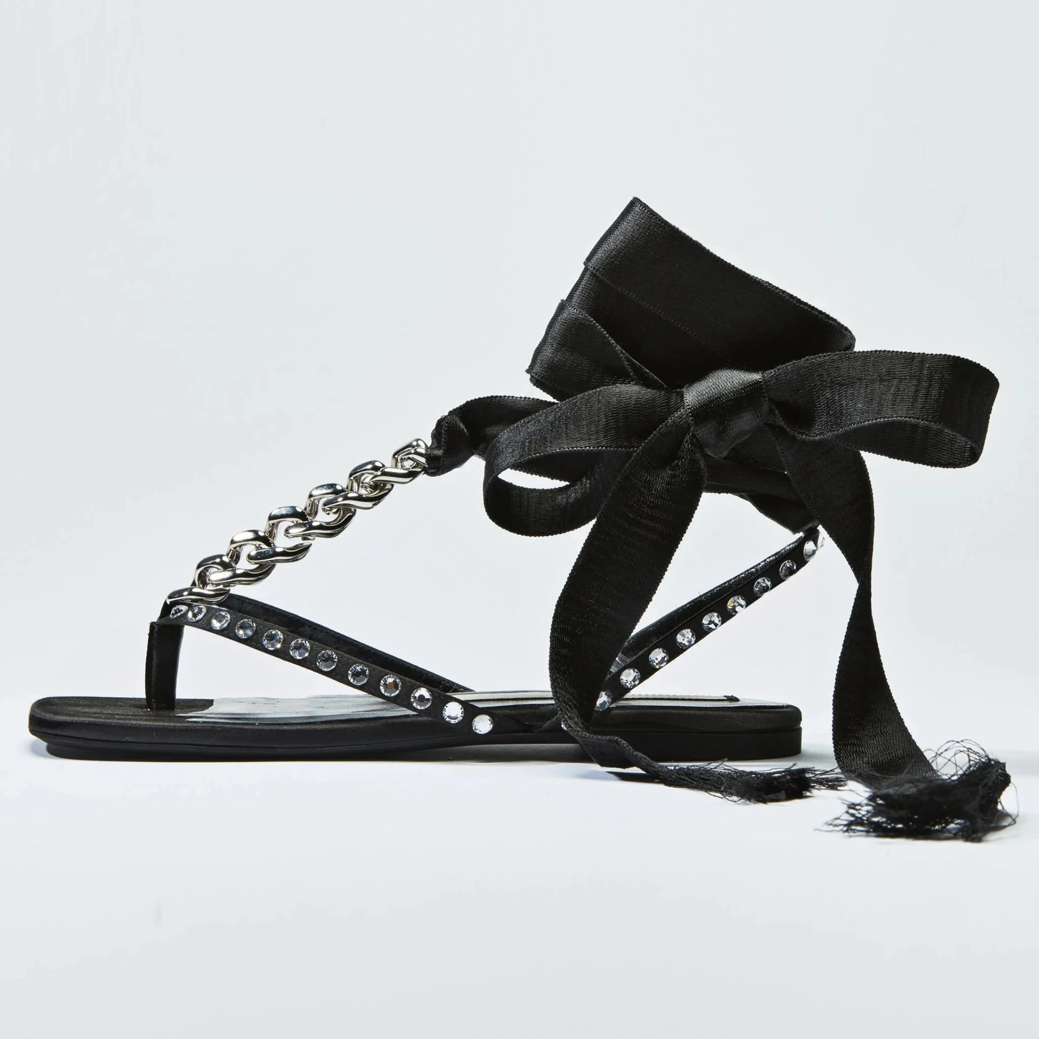 

New design ladies flat sandals 2021 brand design ladies black satin lace-up bow sandals custom summer chain shoes for women, Yellow,blue,black