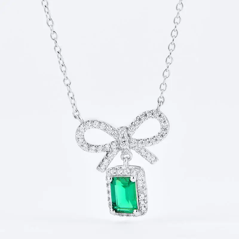 

Forever star jewelry European and American luxury style butterfly necklace luxury cultivated emerald necklace pendant
