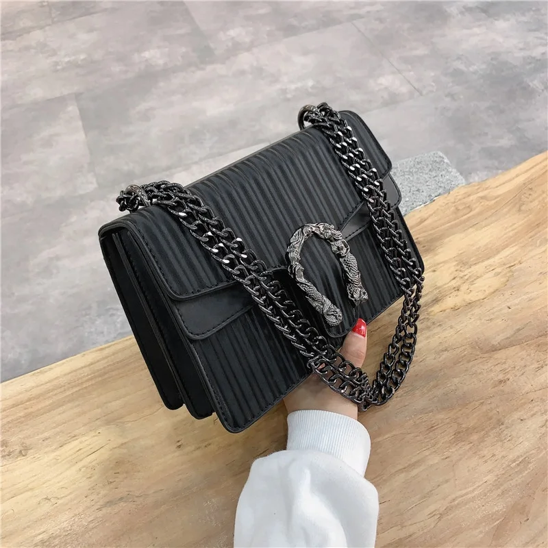 

2022 Drop Shipping Quilted PU Leather Handbags for Women Chest Girl Shoulder Purses Trendy Ladies Small Jelly Bag Chain Handbag