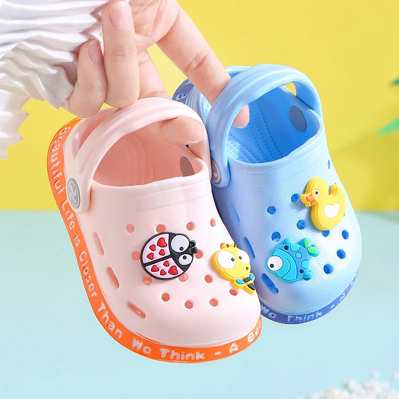 

Baby Sandals for Boys and Girls Soft Bottom 1-3 Years Old Toddler Anti-slip Hole Shoes Summer New Children.