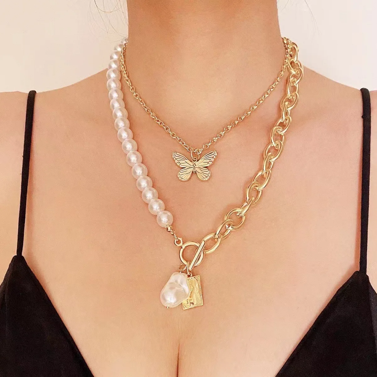 

2022 Hot Sale Fashion Simple Gold Plated Layer Necklaces Trendy Silver Plated Pearl Butterfly Necklace For Women