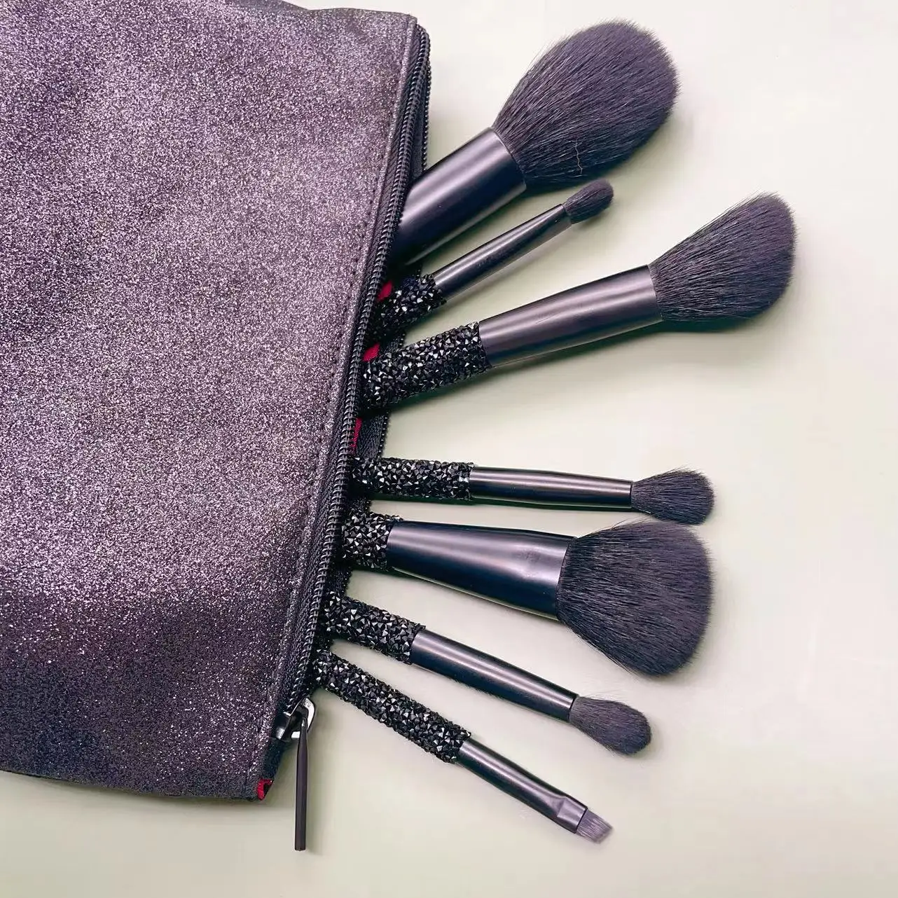 YRX 8 Piece Morph E Bling Fling Brush Collection Bag