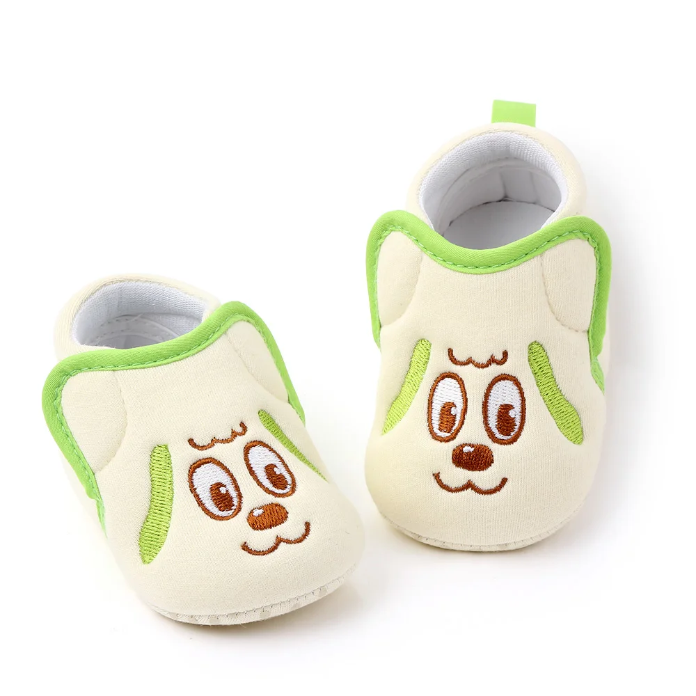 Cute animal design soft cotton newborn baby shoes for boys and girls in bulk supplier