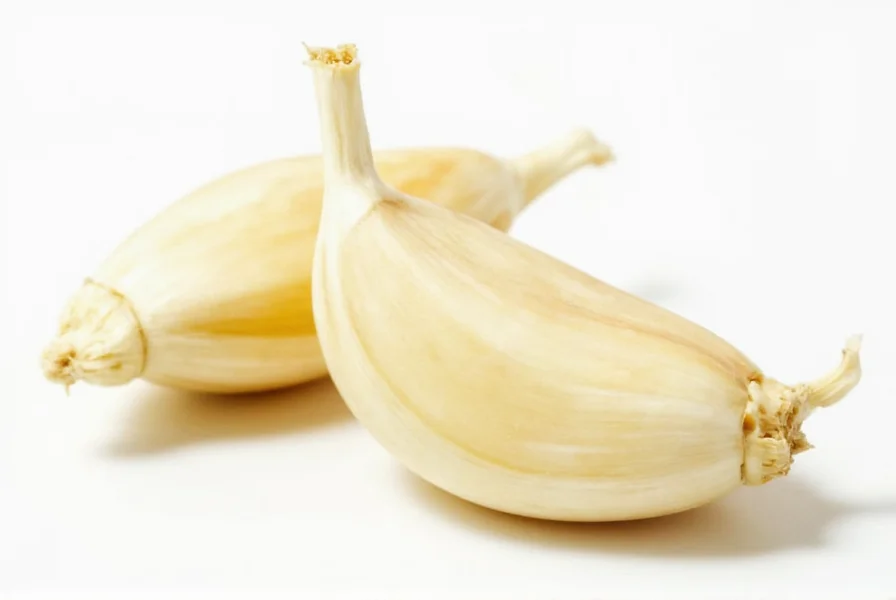 Step-by-step visual guide showing garlic clove peeling and mincing techniques