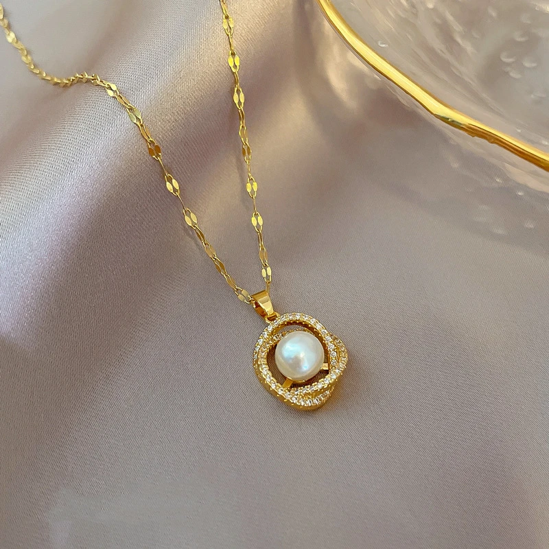

Wholesale PVD 18K Gold Plated Stainless Steel Non Tarnish Free Waterproof Jewelry Full Diamond Pearl Pendant Necklace