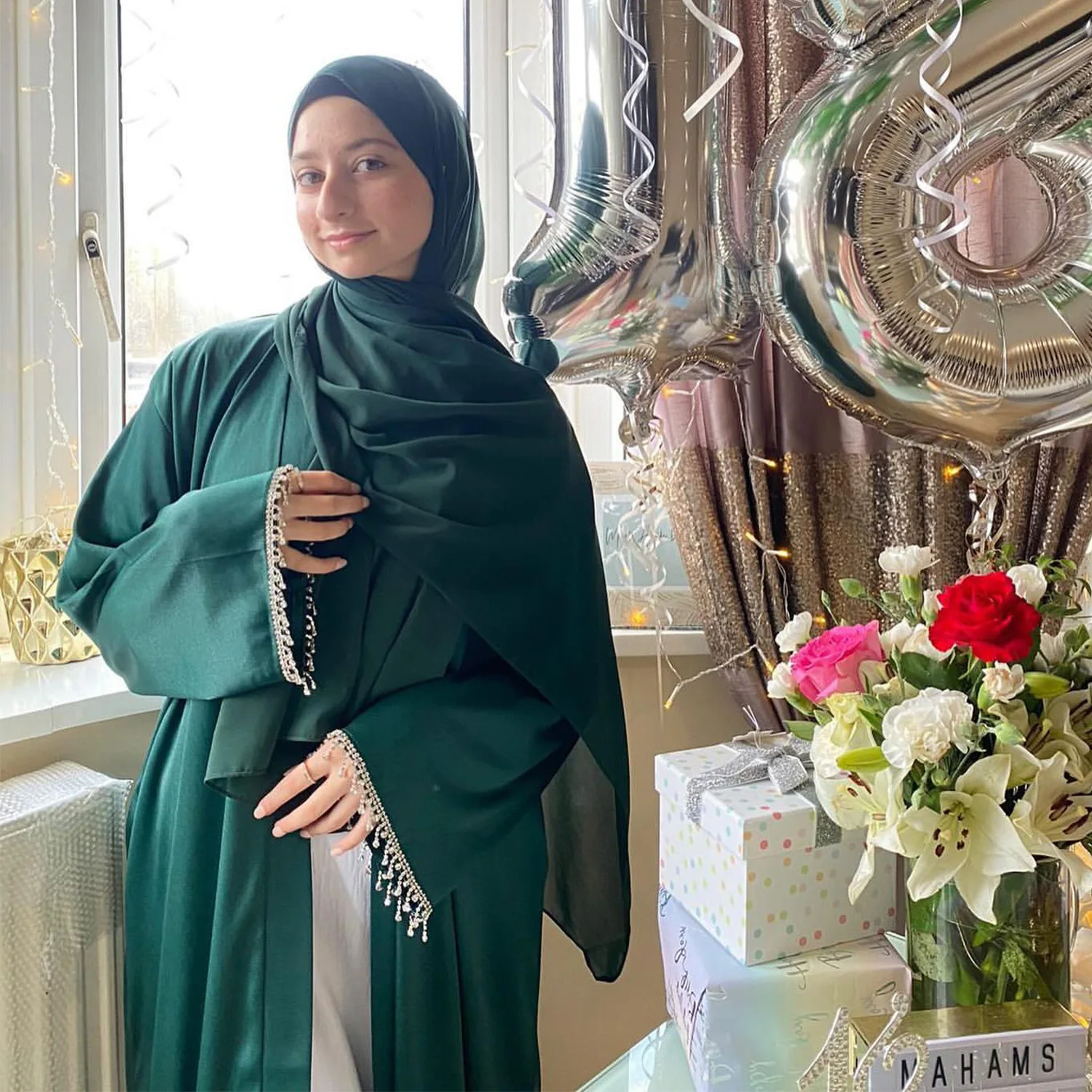 

Latest Eid Dubai Turkish Islamic Elegant Modest Custom Women Muslim Dress Abaya Luxury Crystal Tassel Satin Open Kaftan Abaya