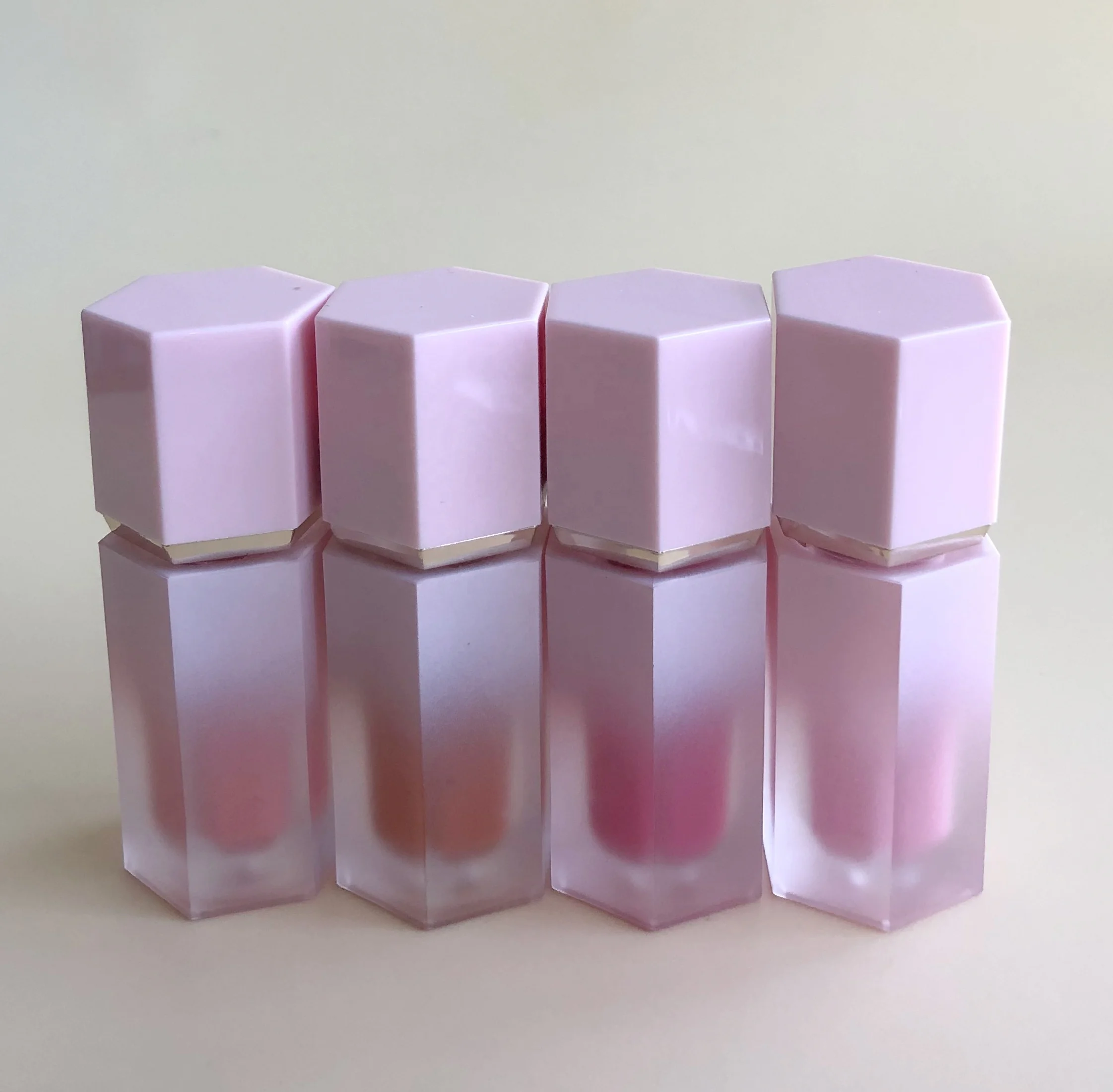 Top Selling Herbal Liquid Blush Long-wearing Waterproof Sunscreen Hexagonal Gradient Pink Vegan Blusher for Face Custom Logo