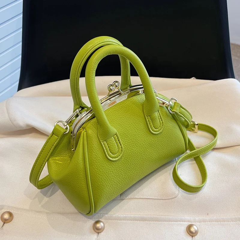 

2022 New Drop shipping Hot Faux Leather Small Jelly Bag Cross Body Women Phone Purse Fashion Rivet Jelly Handbag