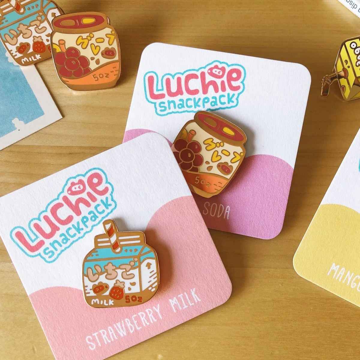 
Kawaii backing card pins shirt custom logo hard metal cat enamel pin 
