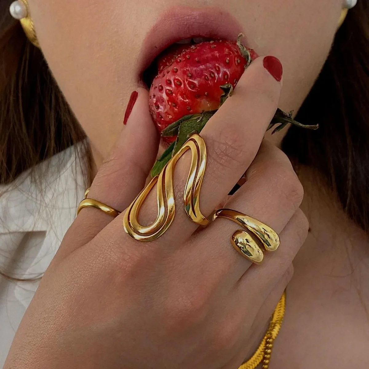 YF6069 Minimally Designed Stainless Steel 18k Gold Plated Double Layer S Shaped Open Ring Waterproof