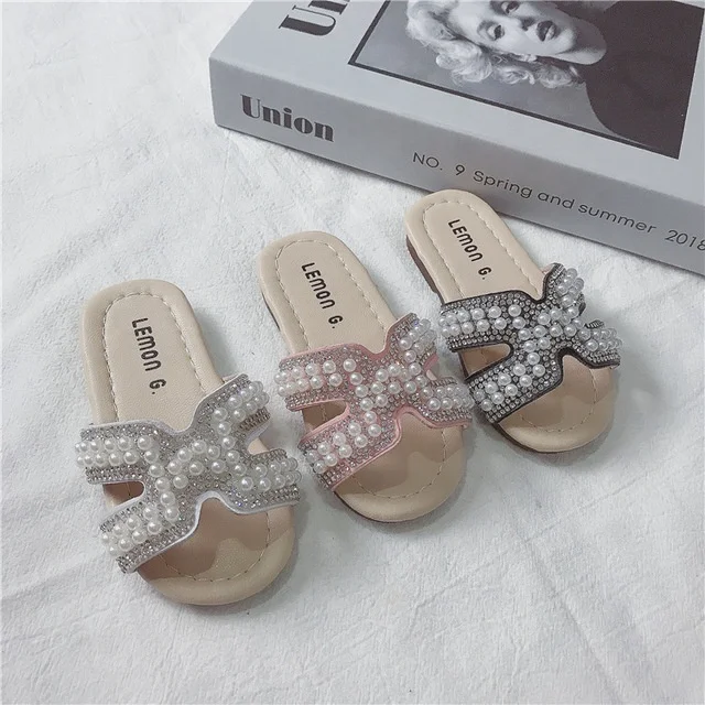 

2021 Summer new design little girl fashion non-slip slippers comfortable soft soles beach shoes, 3 colors are available