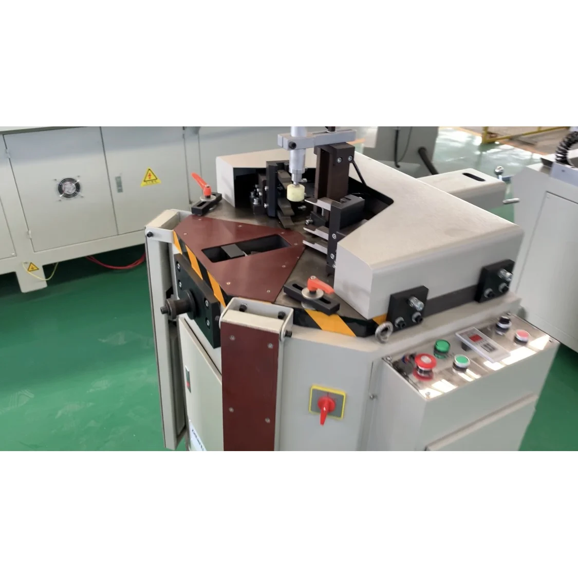 
Aluminum Windows Corner Crimping Machine 