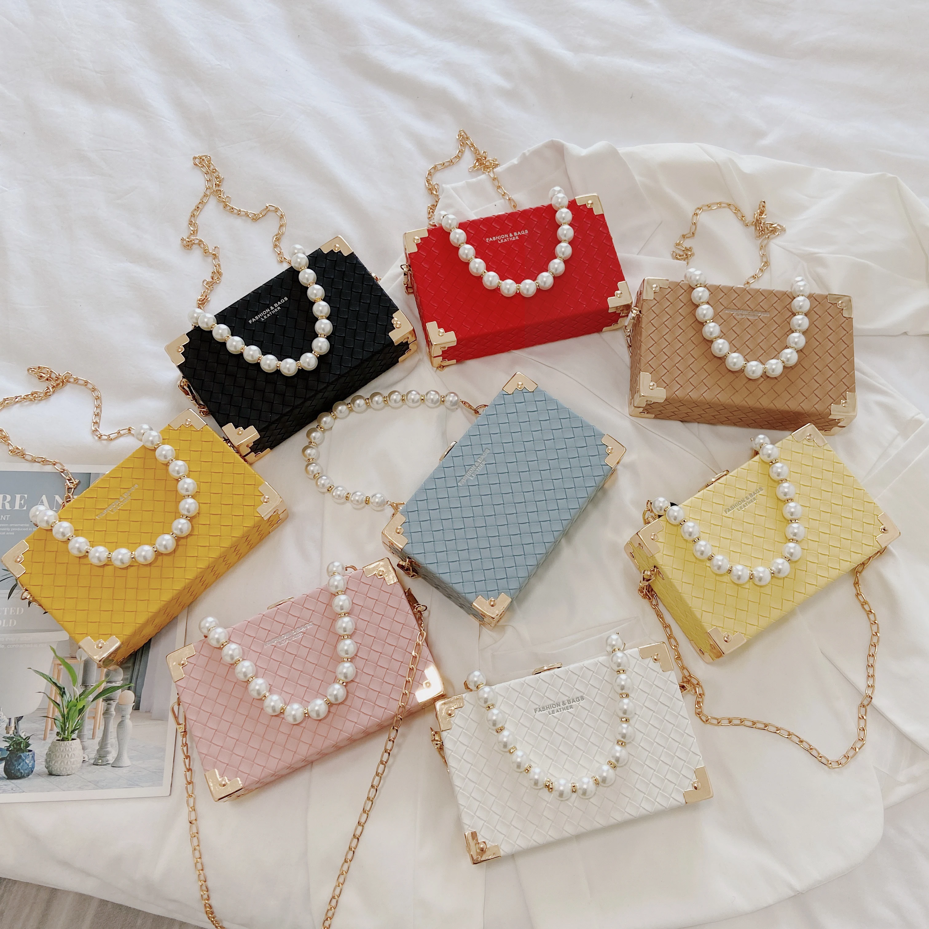 

High Quality Fashion Design Pearl Chains Luxury Candy Box Purse Shoulder Lady Quilted Messenger Bag, 7 colors