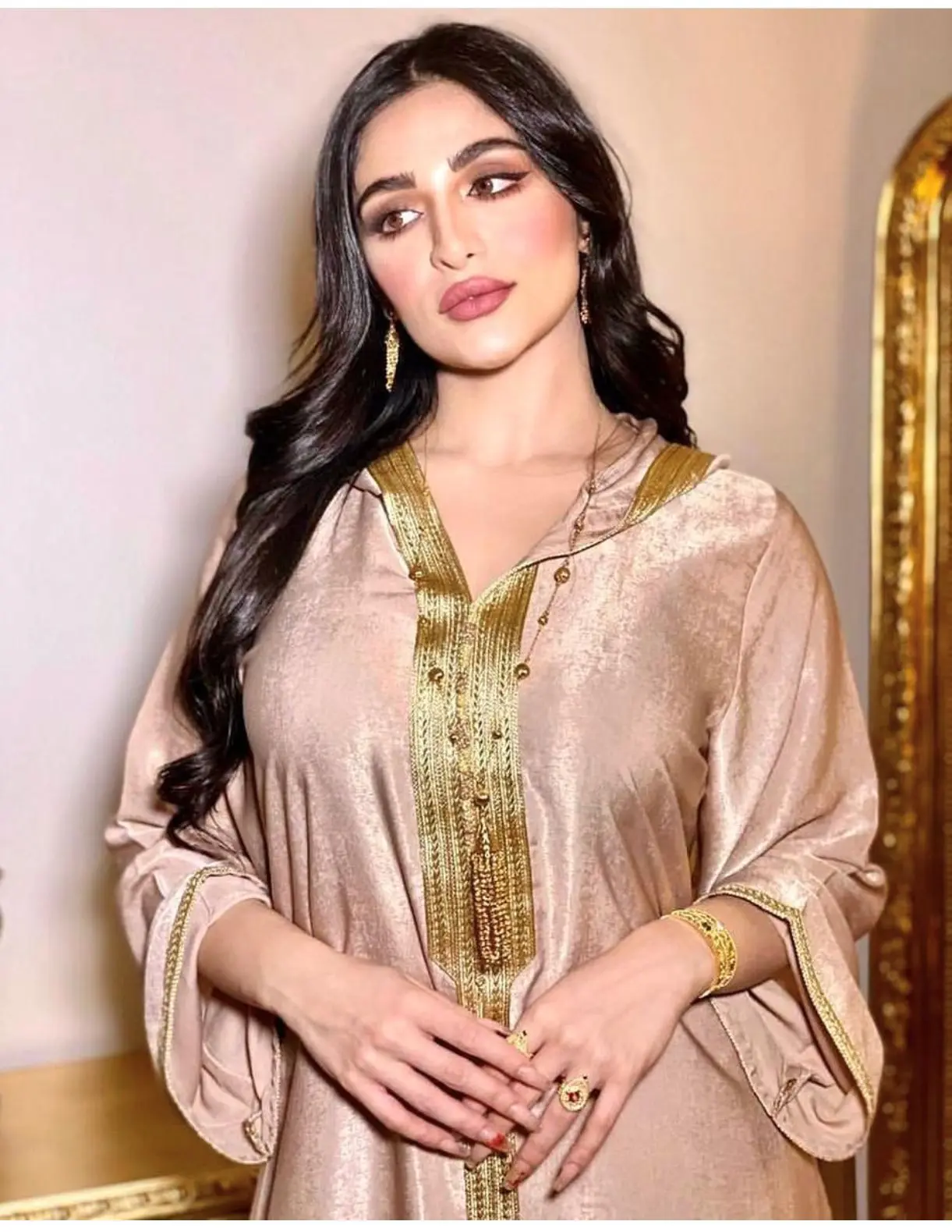 

Muslim robe lady Dubai champagne - colored brim with hat arabian robe plus size adi clothing woman abaya