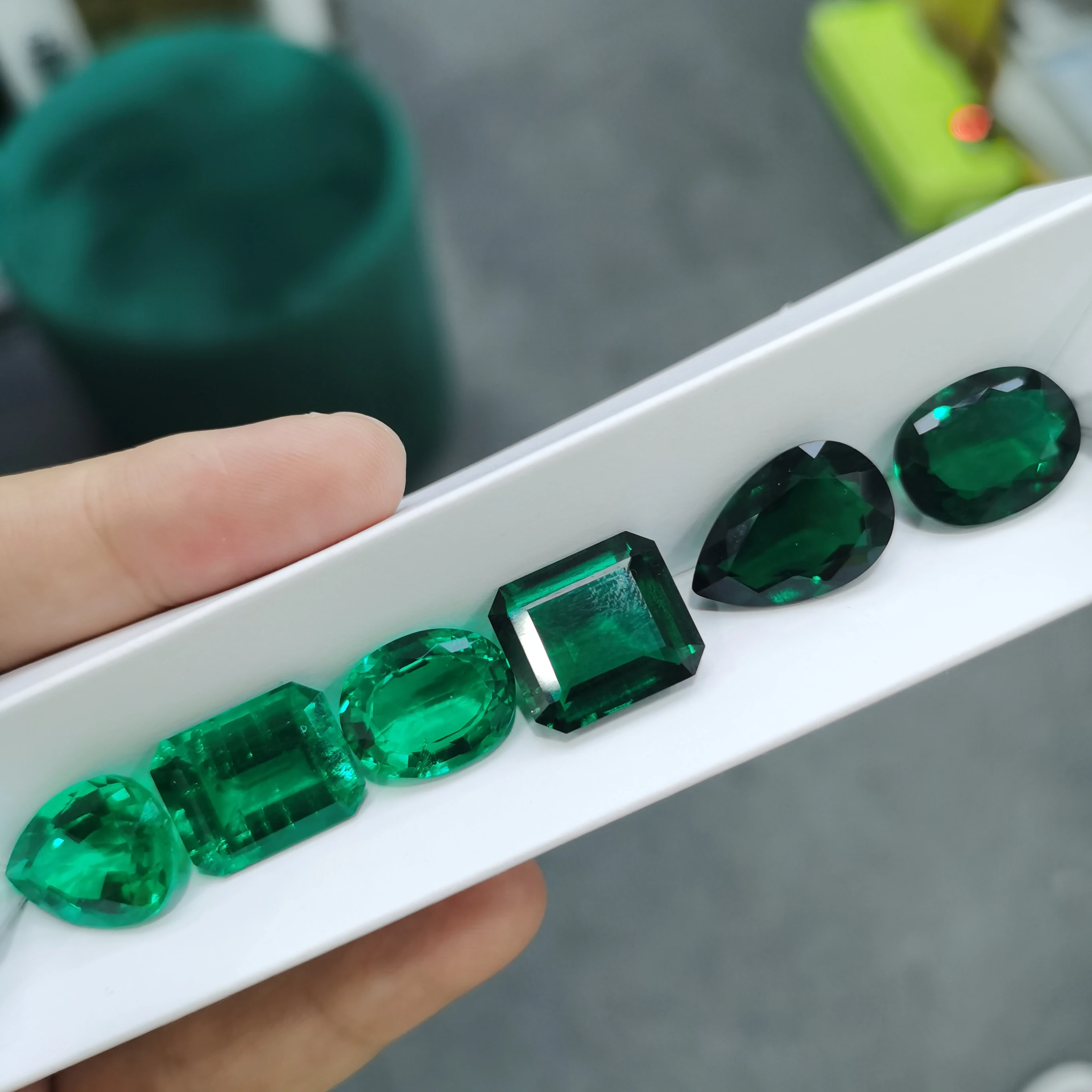 

High Quality Lab Created Hydrothermal Emerald Cut Gemstone 1 carat Hydrothermal Columbia Emerald Loose Gemstone