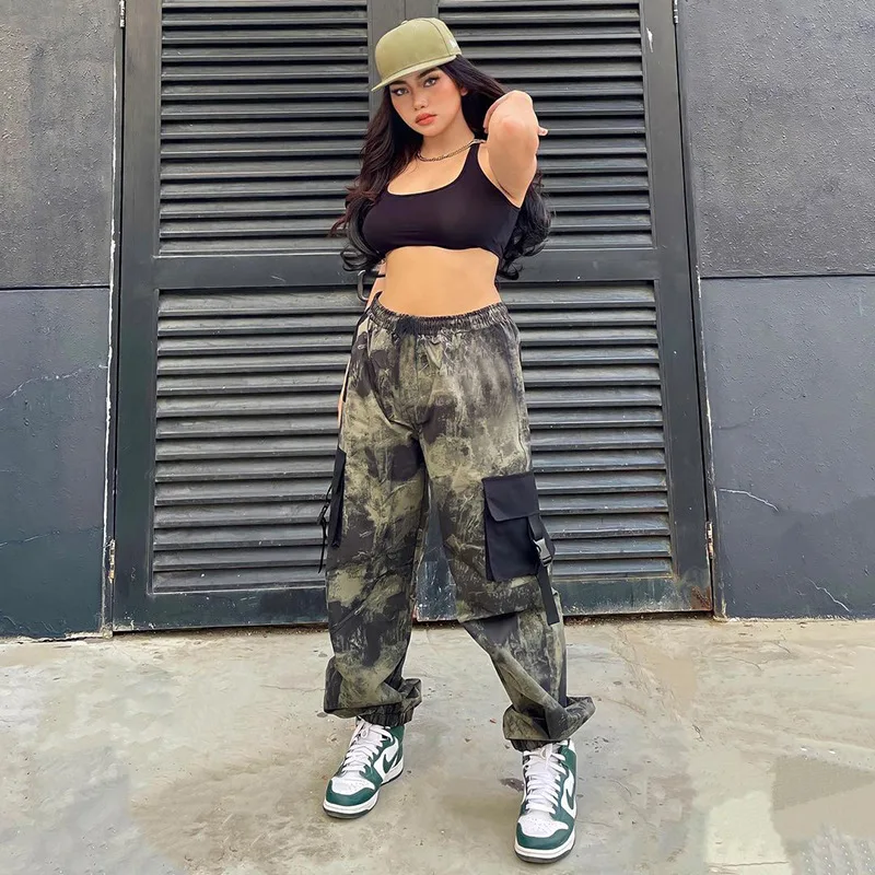 

100% POLYESTER High Quality Trend Cool Girl Multi Pocket Cargo Baggy Trousers Sweatpants Womens Camo Pants, Customized