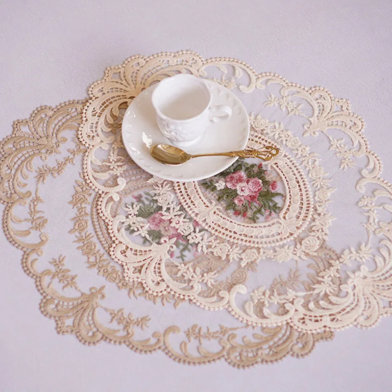 

1Pcs for Dining Table Embroidery Craft Placemat European Style Lace Insulation Plate Mat Anti-scald Coaster Table pads