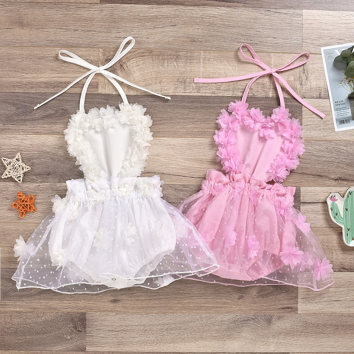 

Europe And America Style Sweet Mesh Petal Suspenders Princess Skrit Baby Girls Jumpsuit