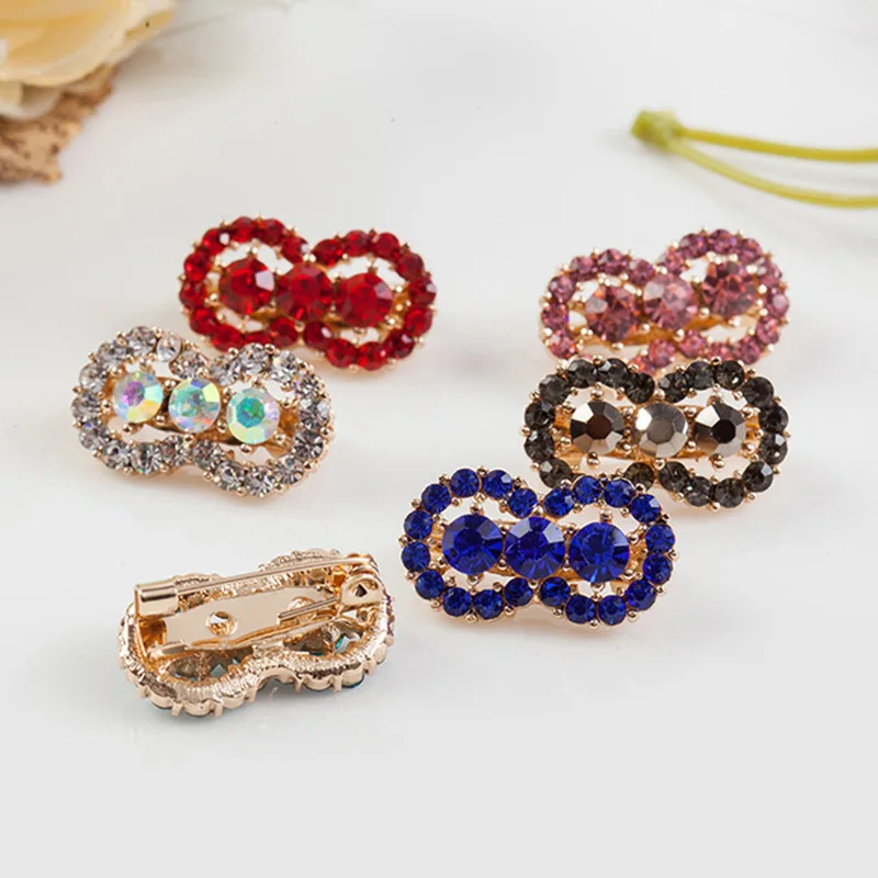 

New simple fashion diamond brooch Unisex flower pattern rhinestone brooch creative clothing buckle pin