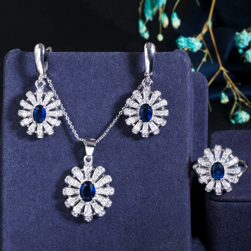 

3pcs Fashion Brand Lovely Sun Flower CZ Stone Green Crystal Necklace Earrings and Ring Set Women Wedding Jewelry Accessories