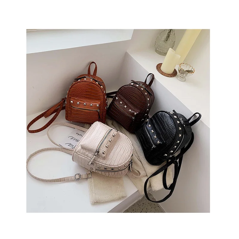 

Crocodile Women Backpack Female 2020 New Shoulder Bag Multi-purpose Fashion Ladies Small Backpack Travel Bag Girl Rivet Backpack