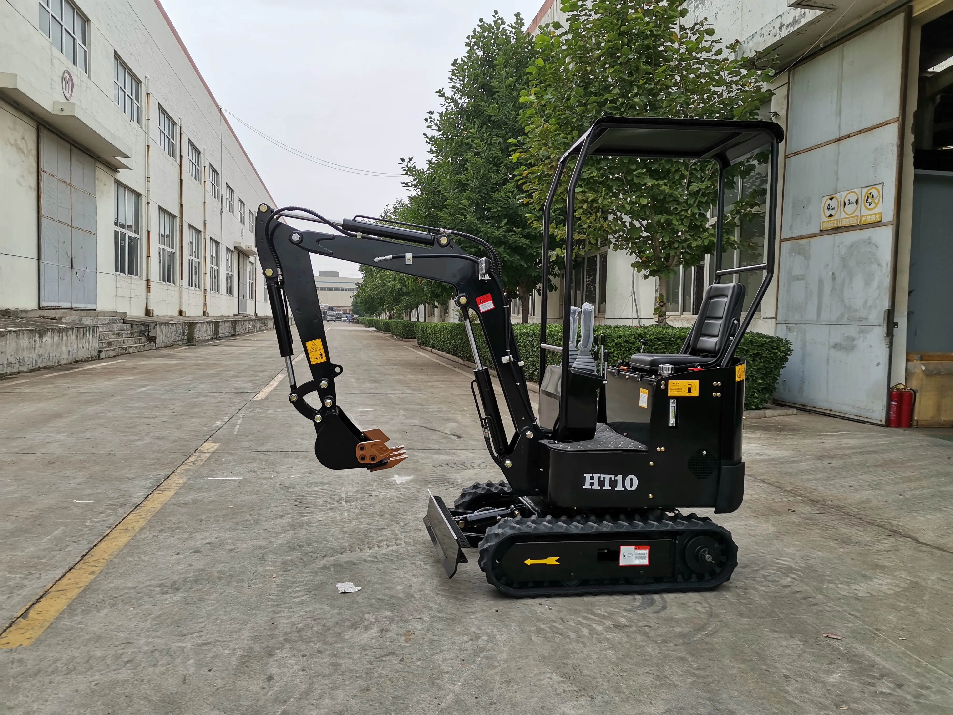 
Mini excavator HT10 small garden excavator with CE ISO EPA certificate 
