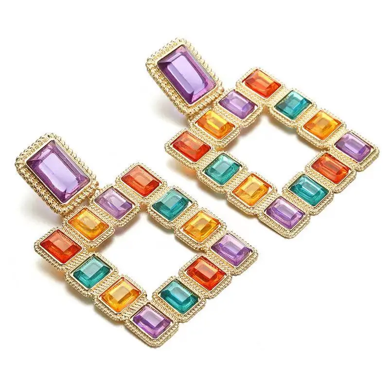 

2021 new fashion square earrings color crystal retro earrings personality European and American jewelry, Picture shows