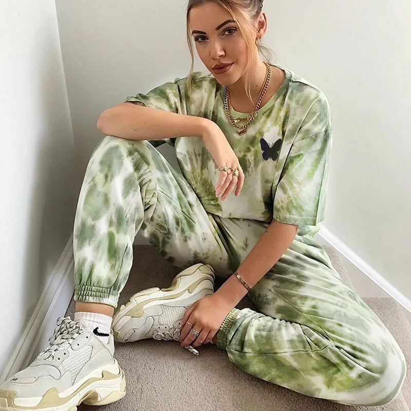 

Trendy Tie Dye 2 Pieces Sweatshirt Women Joggers Suits Set Wholesale Custom, Customized