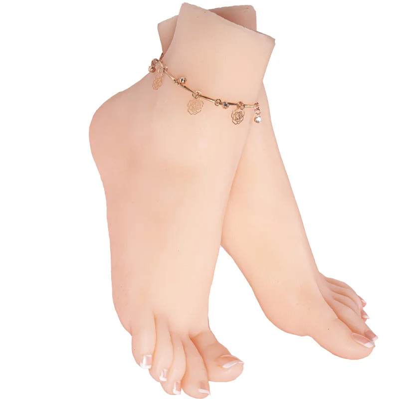 

A Pair Female Fa ke Feet Practice Nail Art Fetish Simulation Silicone Foot Model Mannequin