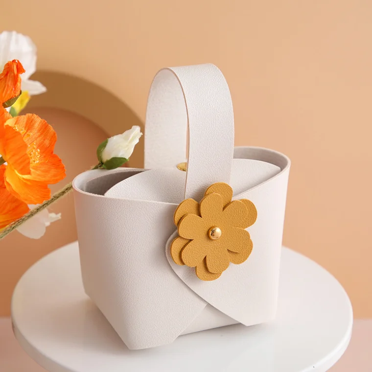 

Party Decor Leather Candy Basket Bin Wedding Souvenir Sugar Case Holder Sweet Gift Boxes For Wedding