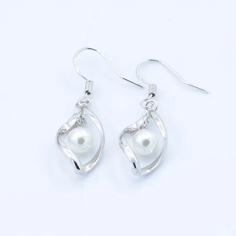 

Fashion Earring New High Quality Women Retro Long Fringe Cubic Zirconia Pearl Pop Hook Ear