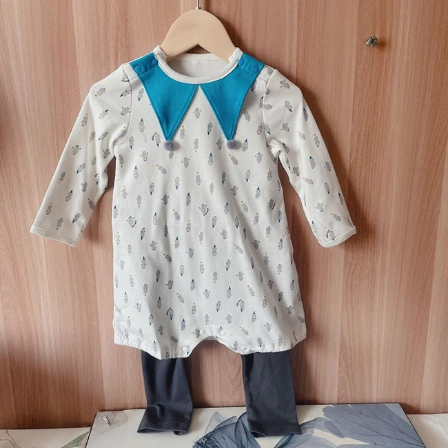 

Baby spring and autumn romper suit baby cute triangle climb