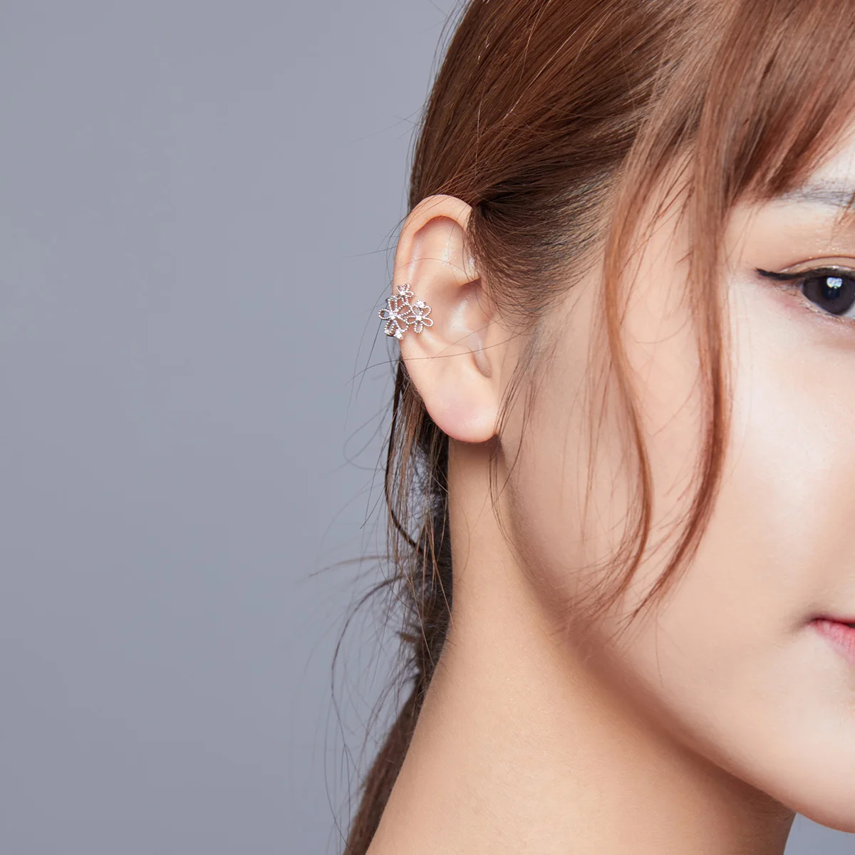 

New Arrival Fashion Jewelry 925 Sterling Silver Shining Flowers Fashion Stud Earrings Wholesale