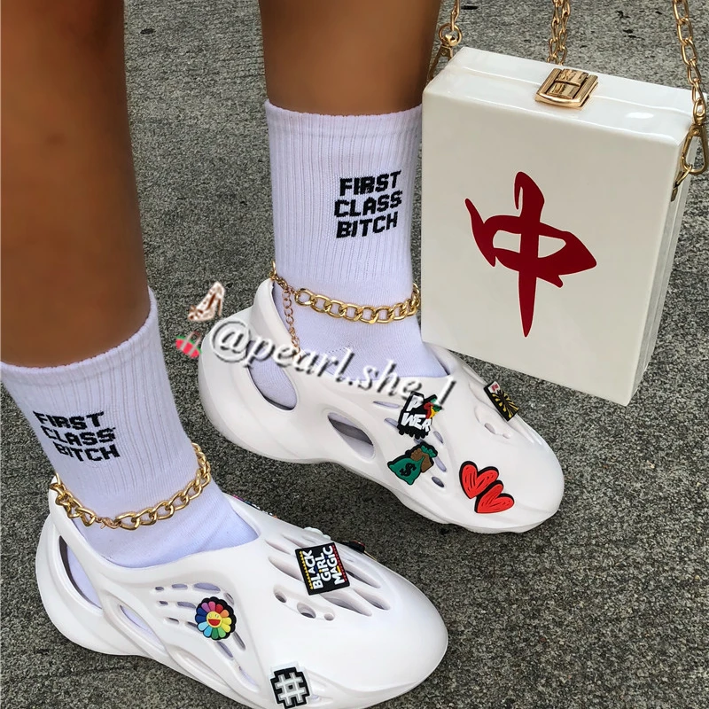

Wholesale Slides Slippers Breathable Cool Trendy Customized Logo Flip Flop Fabric Waterproof Fashion Shower Shoes