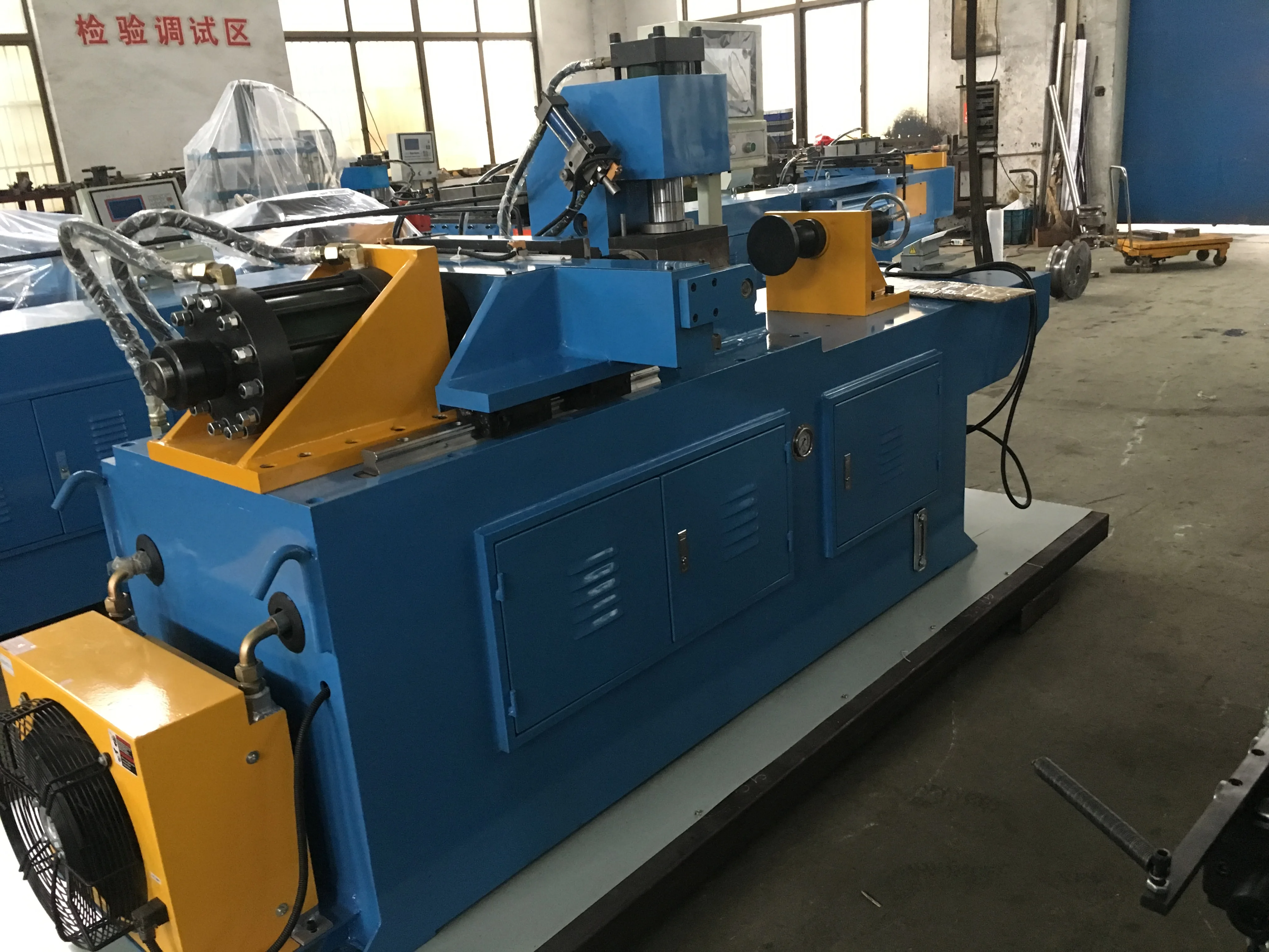 
Steel pipe expanding machine and forming machine 