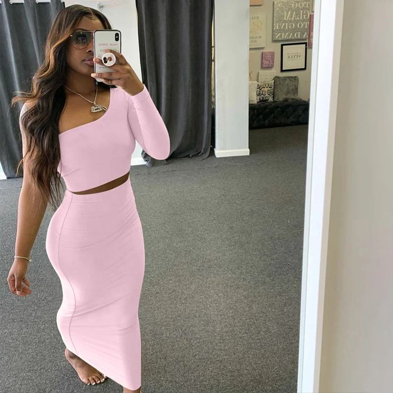 

2021 New Arrivals Fashionable 2 Piece Skirt Set One Shoulder Two Pieces Tops and Skirt Set Women Dress