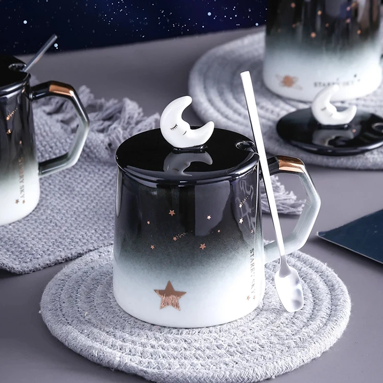

2021 new style ceramic mug cup gold rim starry sky ceramic mugs with creative moon shaped lid