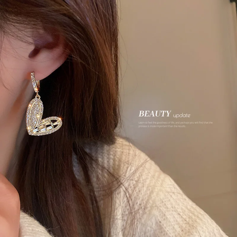 

fashion trendy heart dangle crystal earrings