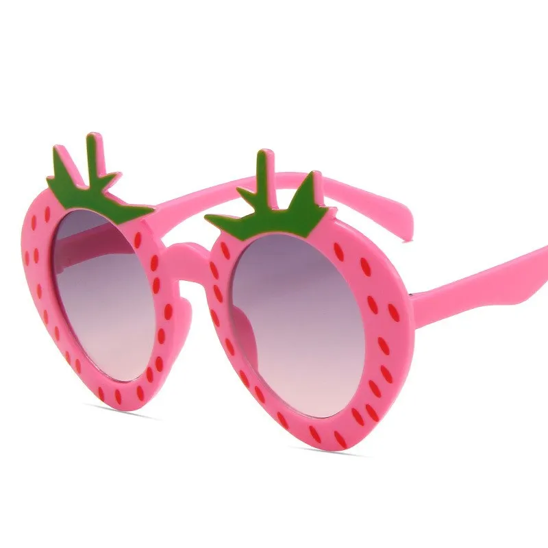 

2021 Fashion strawberry Kids Sunglasses children Fashion Brand Child Sun Glasses Anti-uv Baby Sun-shading Girl Boy Sunglasses