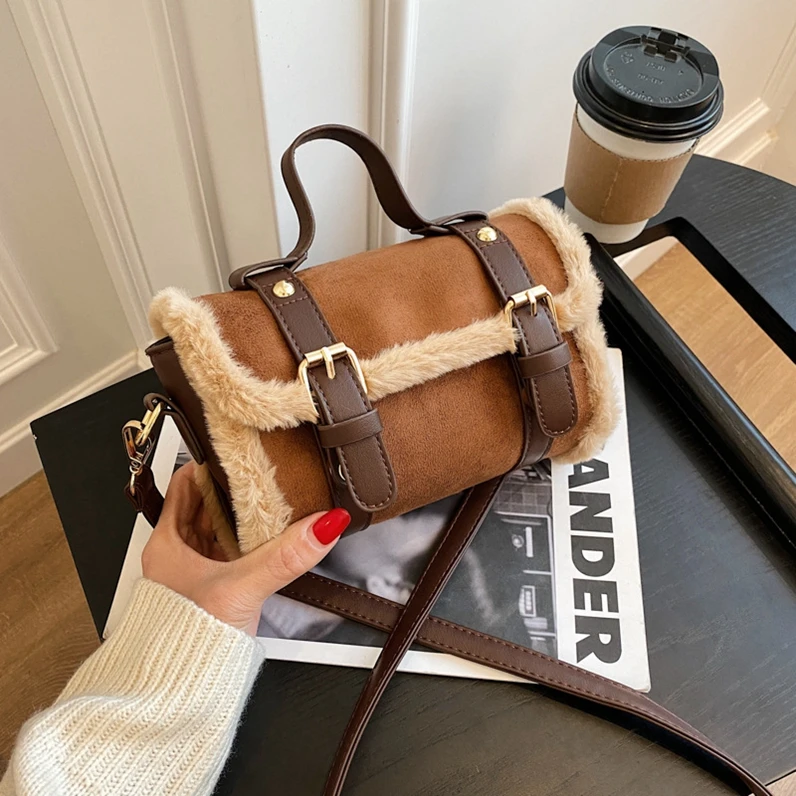 

XP1127 2021 new fashion plush frosted retro messenger female bag
