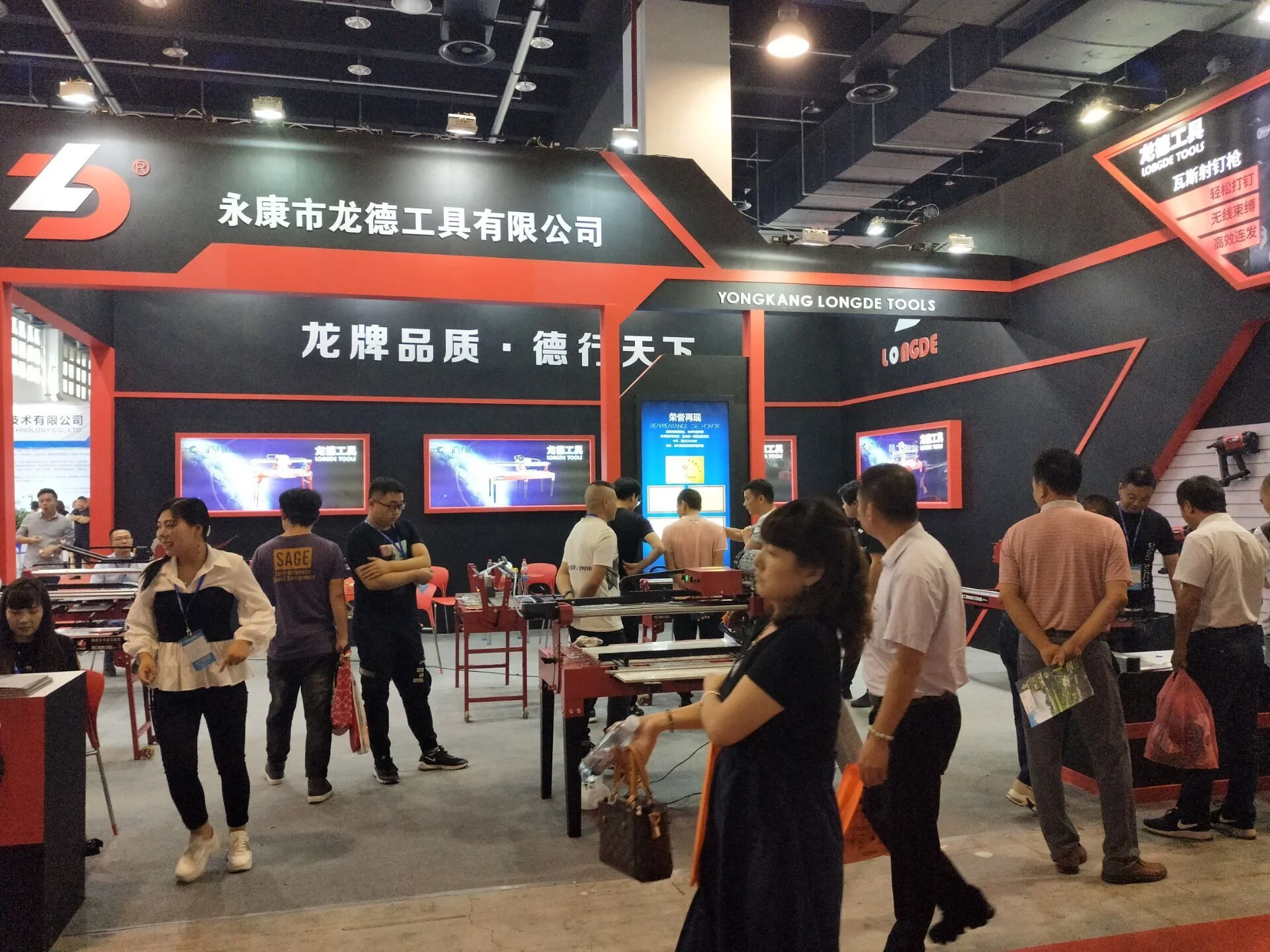 
High capacity cement mortar true stone paint spraying machine spray paint machine 