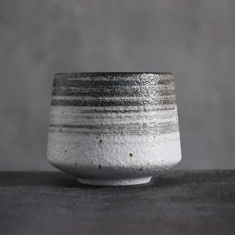 

Best Selling Japanese & Korean Style Hand Painted Ceramic Sake Cup, Picture